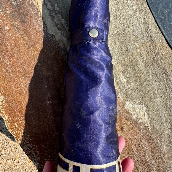 Rare Fendi Zucca umbrella with case - beautiful details! - Picture 4 of 16